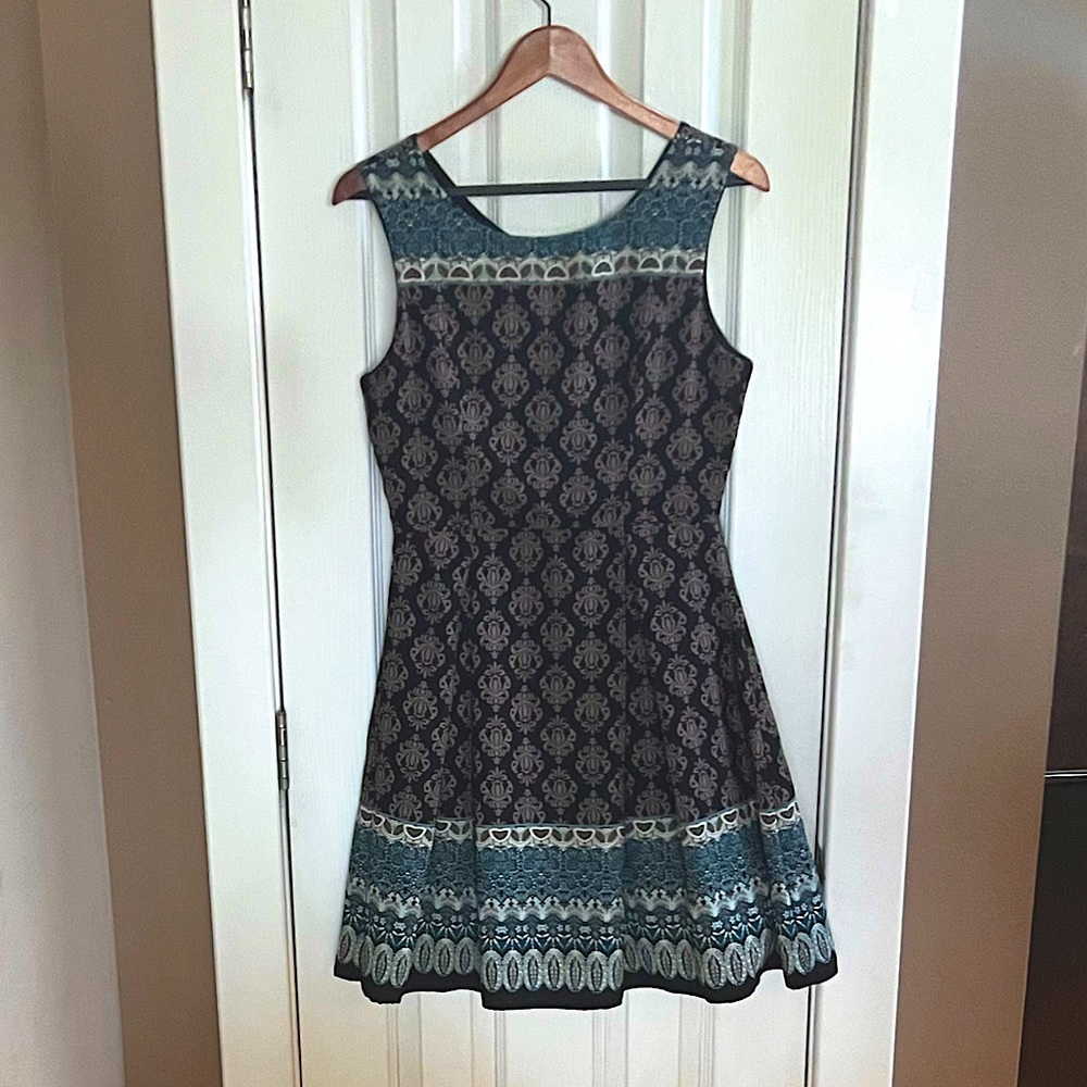 Modcloth, Yellow Star: Blue and Black Paisley High Neck Twirly Dress, Size M
